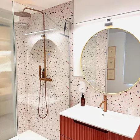 L'intimiste - Cocon A Deux - Sauna, Balneo & Cine *