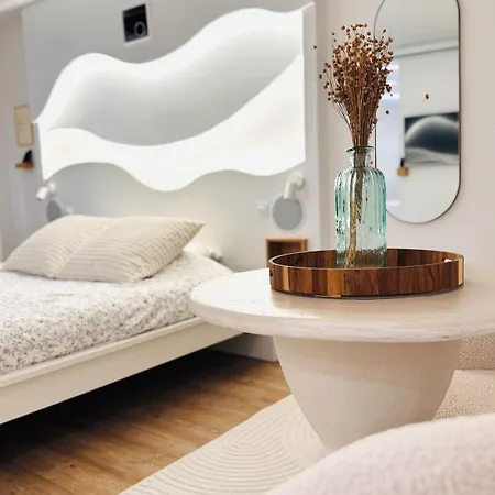 L'intimiste - Cocon A Deux - Sauna, Balneo & Cine Appartement *